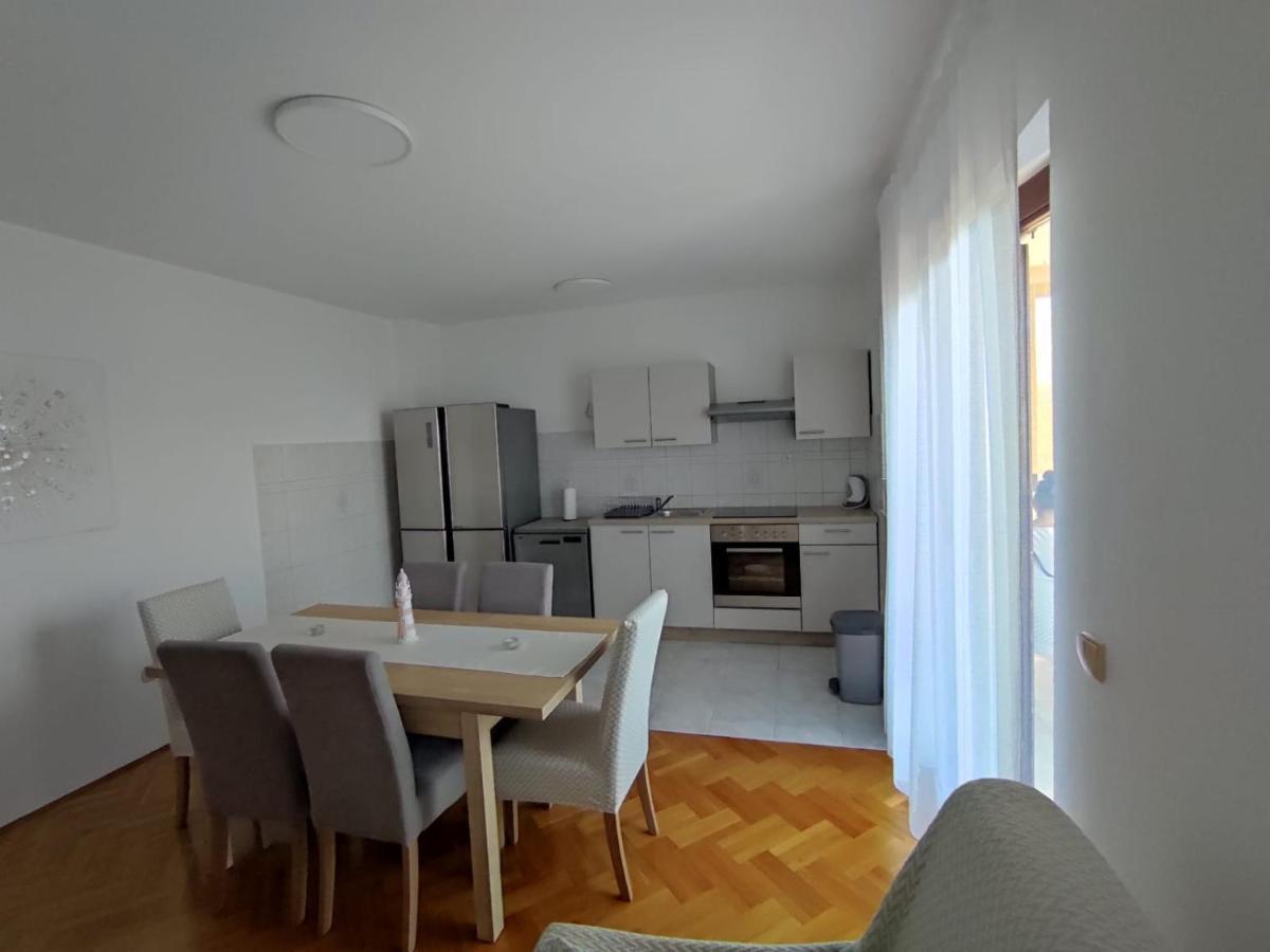 Apartament House Silva Podstrana Zewnętrze zdjęcie