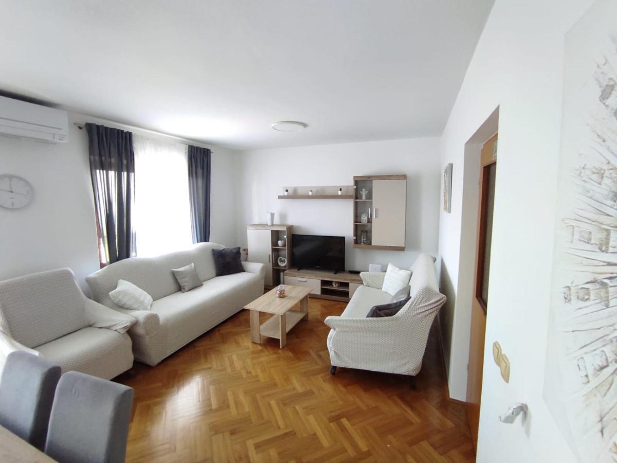 Apartament House Silva Podstrana Zewnętrze zdjęcie